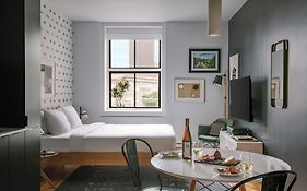 The Alexander Hotel - Old Montreal